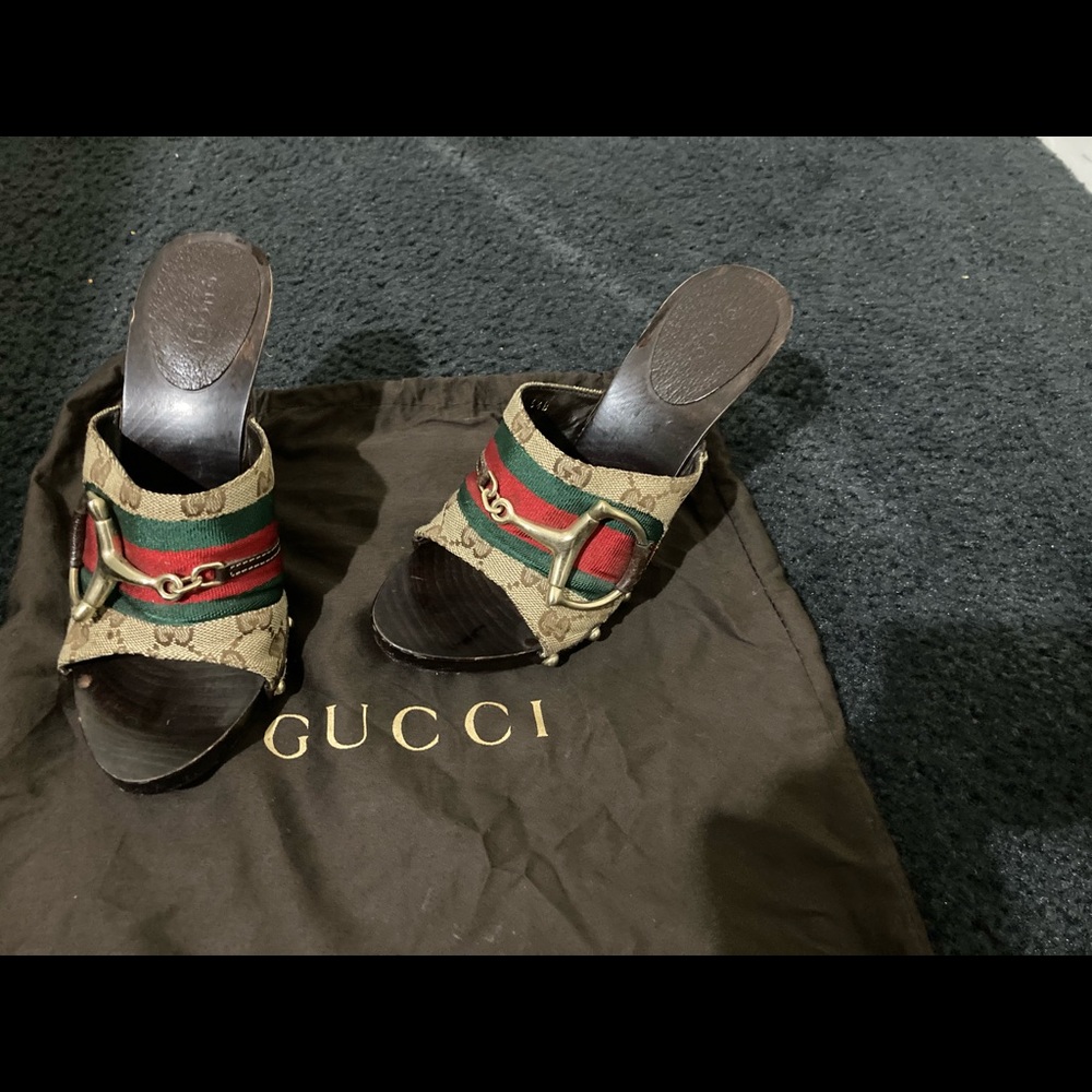 Gucci sandals